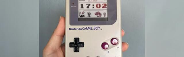 Wake up in style with this Raspberry Pi Pico Game Boy Pokémon-themed alarm clock