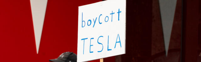 Tesla sales and production slumped heavily in Q1 2025