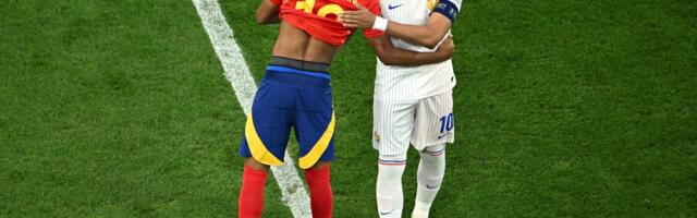 Who will win France vs. Spain, according to astrology