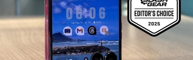 Motorola Razr Ultra 2025 Review: Flip Phone Classic Retakes The Foldable Crown