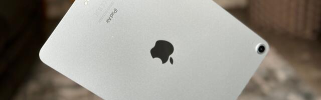 Save $50 on the iPad Air M2, and prep for Apple Intelligence