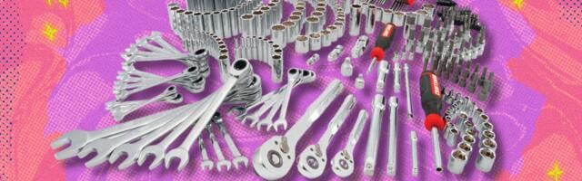 Finish all your home projects with $70 off the 298-piece Craftsman Mechanics Tool Set