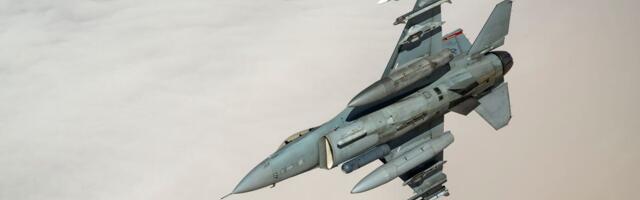 A US F-16 pilot outflew enemy missiles with extreme high-G turns for 15 minutes during a Middle East mission