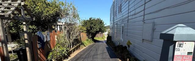 Your Art Can Go in This San Francisco Alley