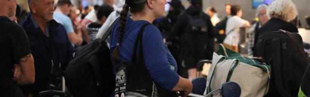 Airlines are canceling flights ahead of a snowstorm. Here's what to do if your flight is delayed or canceled.