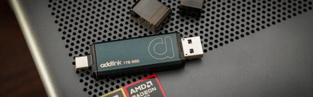I love the pocket-friendly Addlink P50 - a portable SSD with a USB flash drive style that delivered fast speeds