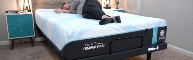 Tempur-Pedic Luxe Breeze Review 2024: Maximum Cooling at a Premium Price