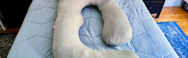 Mom-Approved Best Pregnancy Pillows to Help You Sleep Better While Pregnant
