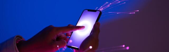 Facing Billions in DMA Fines, Apple Lets EU iPhone Users Install Apps Outside the App Store