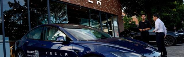 Tesla losing traction in US EV market as rivals accelerate, forcing an 8-year low below 40%