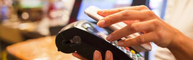 Bitcoin's no gold, and it's falling short for payments, too