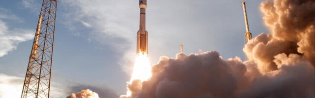 Amazon in talks to buy $9bn satellite group Globalstar in bid to rival Musk’s Starlink