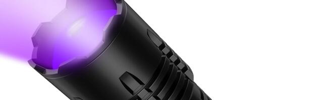 What's The Difference Between A UV Light Flashlight And Black Light Flashlight?