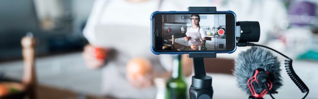 How to Use Video Marketing to Boost Your Rewards-Based Crowdfunding Campaign