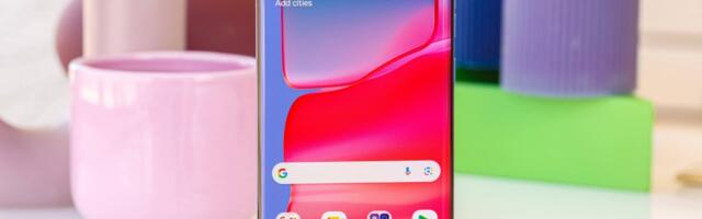 Motorola Edge 50 Pro gets disassembled on video