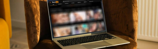 Porn Site ManyVids Descends Into AI Psychosis