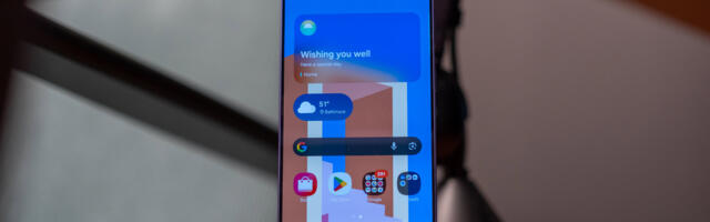 Love custom fonts on your Galaxy phone? Then don’t download the March 2026 update.