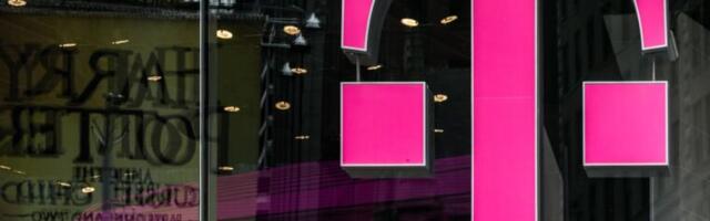 T-Mobile imposes $5 monthly price hike on customers using older plans