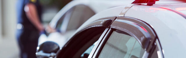 Why Do Cops Touch Your Tail Lights If You Get Pulled Over?
