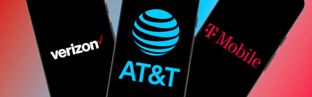 T-Mobile and AT&T also seeing an uptick in outage reports during today’s Verizon disruption