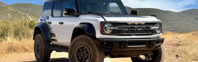 What's The Difference Between Ford Bronco Sasquatch And Raptor?