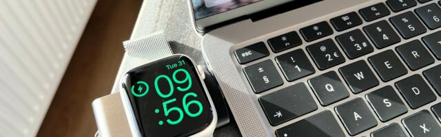 mobfree 3-in-1 Wireless Charger for Smart Watches and Wireless Earphones