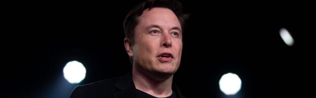 Elon Musk said we'd reach Mars in 2026. Now, he says SpaceX is building a city on the moon.
