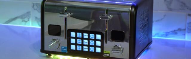 SignalRGB takes a swipe at Razer, makes functioning RGB toaster PC — quad-slice toaster case incorporates a Stream Deck, Mini-ITX components