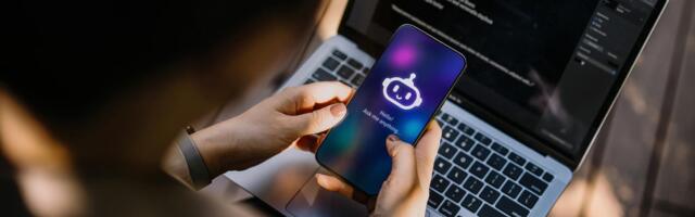 What Is AI Psychosis? Everything You Need to Know About the Risk of Chatbot Echo Chambers