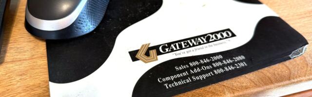 Remember Gateway 2000? How a mouse pad triggered a wave of nostalgia for the big-box home PC company