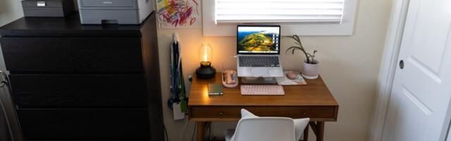 What’s on your desk, Allison Johnson?