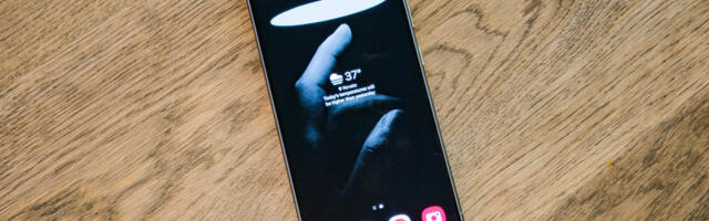 Wallpaper Wednesday: More great phone wallpapers for all to share (January 22)