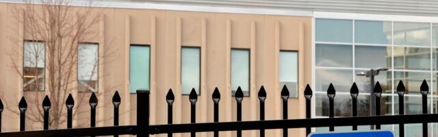 Europe—not US—first to authorize Moderna's combo mRNA flu-COVID vaccine