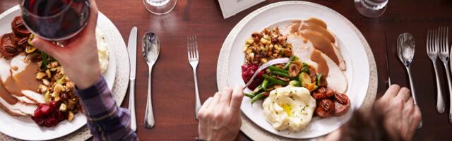 These Are the 7 Biggest Thanksgiving Hosting Mistakes, According to a Catering Chef