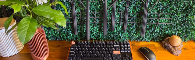 Keychron K8 HE Special Edition Review: magnetic mid-century aesthetics