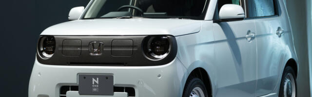 Trump wants tiny Japanese-style cars for US even as he cuts mpg goals