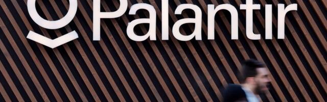 Palantir boosts revenue expectations on strong AI demand