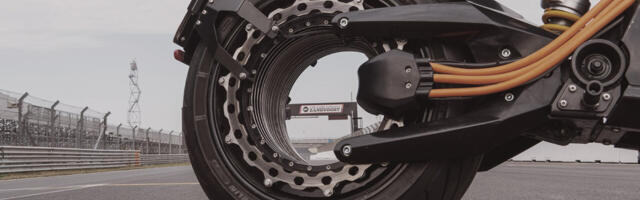 Watch: This electric motorcycle has its entire ‘heart’ inside its hubless rear wheel
