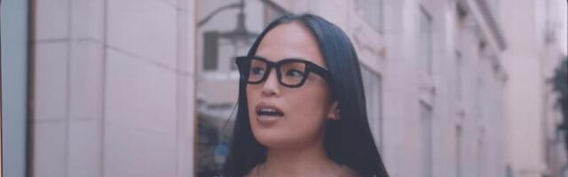 Google’s New Smart Glasses. For Travelers: Live Translation, Navigation