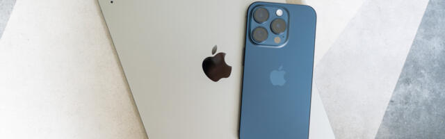 You Can Charge Your iPhone With An iPad - Here's How