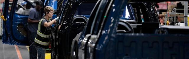 Pentagon Reportedly Asks Detroit to Use More Car Factories as Arms Factories