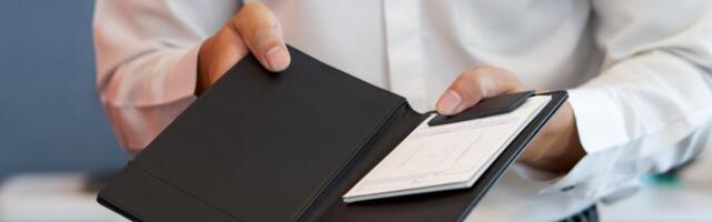 Should restaurant surcharges be legal?