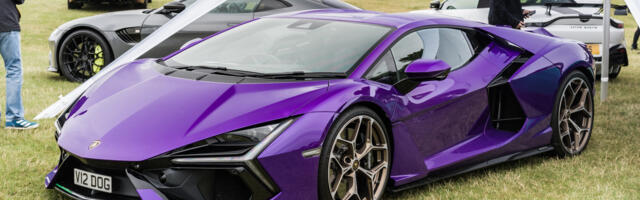 How Much Does It Cost To Change The Oil In A Lambo? Here's What You Need To Know