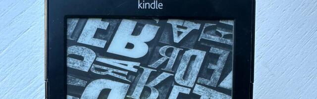 RIP to the original Kindle Paperwhite. Amazon is ending support for older ereaders.