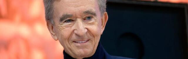 LVMH's Bernard Arnault overtakes Mark Zuckerberg to become 3rd-richest person after $30 billion wealth surge