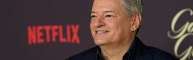This chart shows how Netflix's rivals are fueling its dominance