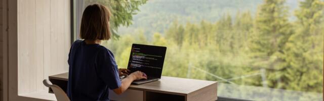 Remote companies like Dropbox and Atlassian say they're getting flooded with applications, as other firms RTO