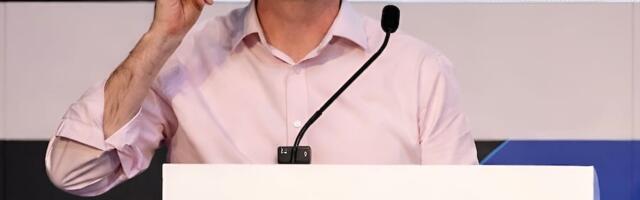 Major European Semiconductor Award Goes to Tyndall’s Peter O’Brien