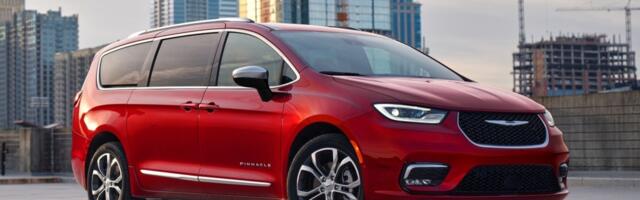 The 2025 Chrysler Pacifica Pinnacle PHEV 3 Row Family Minivan
