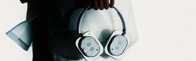 Nothing Headphone (1) bring 40mm drivers, hybrid ANC and up to 80 hours of playback
